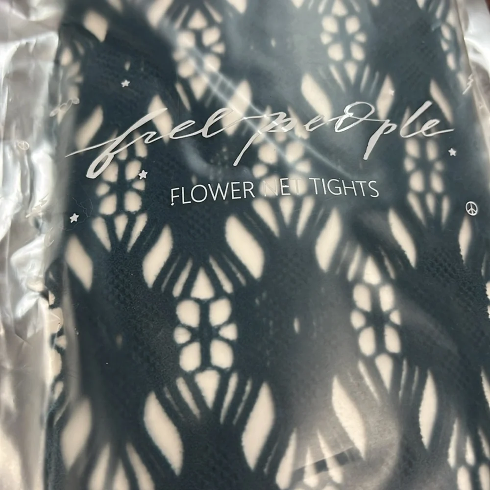 Free People questions leave